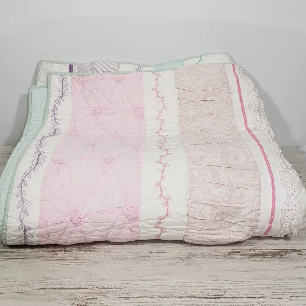 Pottery Barn Kids  cotton embroidered Full size quilt